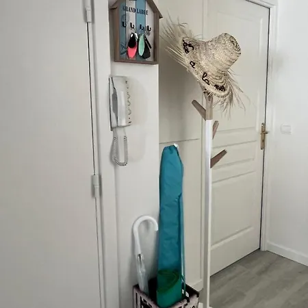 Bel Neuf - Hypercentre 400m Plage-pkg-wifi-t3 *